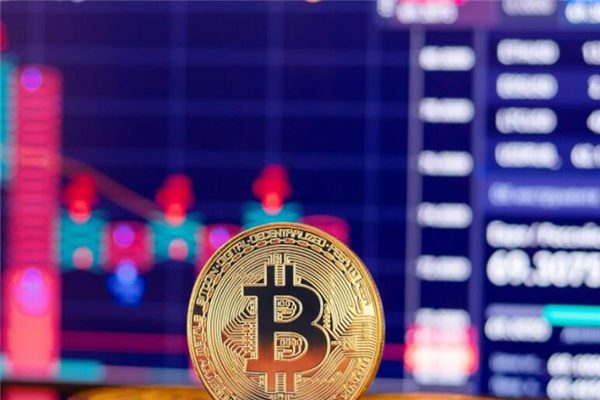 比特币一枚多少一个？今日比特币行情最新分析(1BTC=551053.38元)1